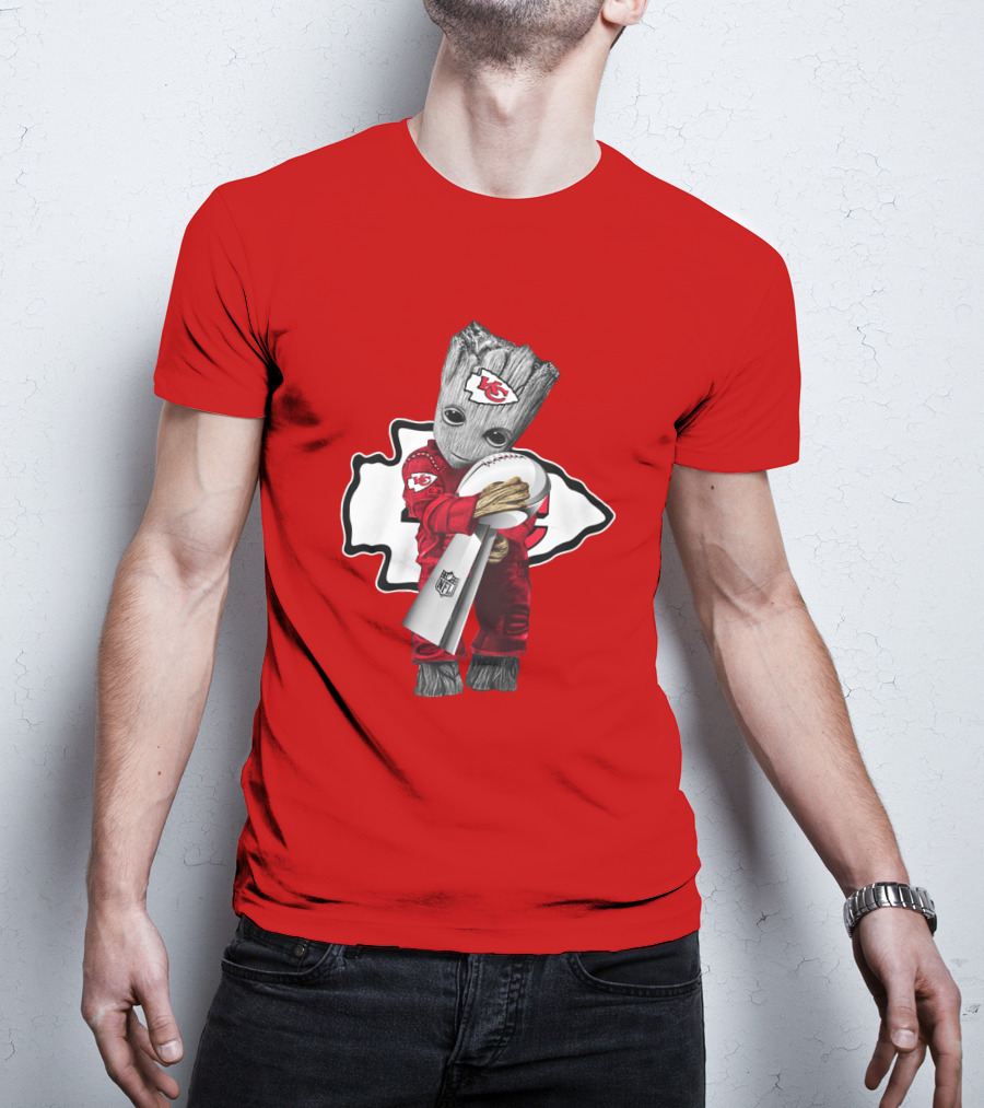 Chiefs Groot Embrace Vince Lombardi Trophy NFL T-Shirt