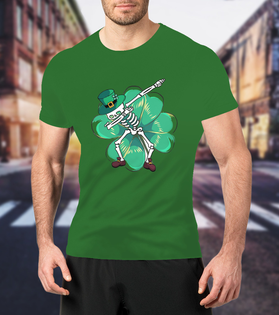 St Patrick's Day Skeleton Dabbing Leprechaun Clover T-Shirt