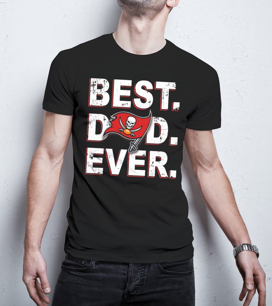 Best Dad Ever Tampa Bay Buccaneers Skull Flag T-Shirt