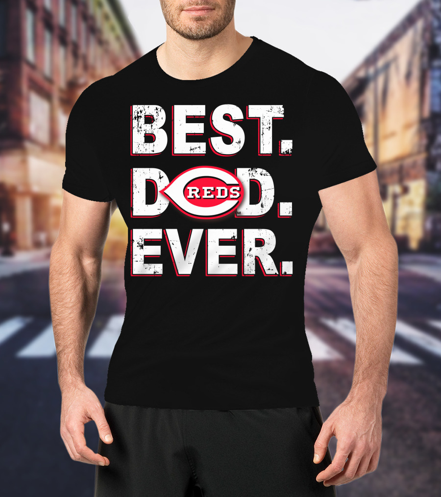 Best Dad Ever Reds T-Shirt
