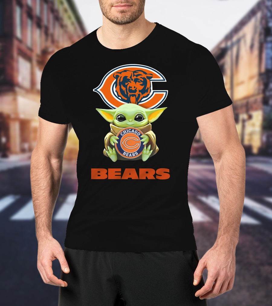 Star Wars Baby Yoda Holding Chicago Bears Emblem T-Shirt
