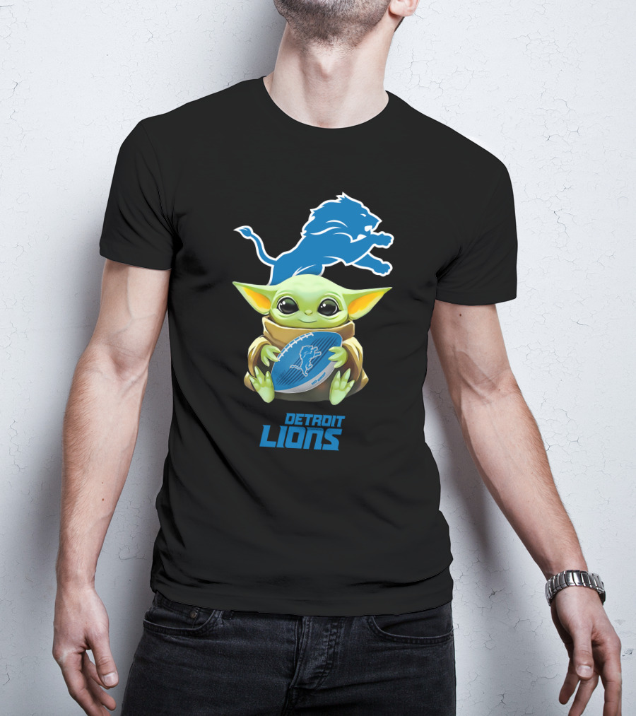 Star Wars Baby Yoda Holding Detroit Lions Football Fan T-Shirt