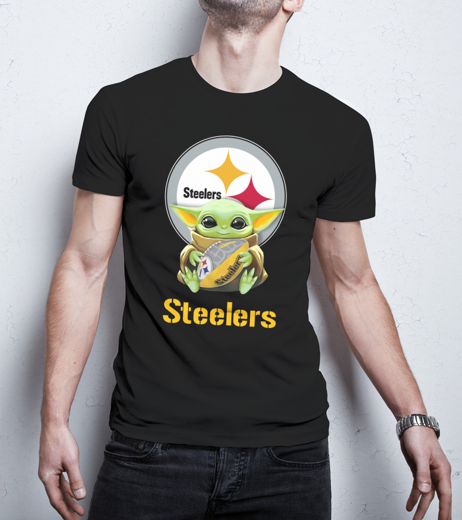 Star Wars Baby Yoda Hug Steelers Football Fan Tailgate T-Shirt