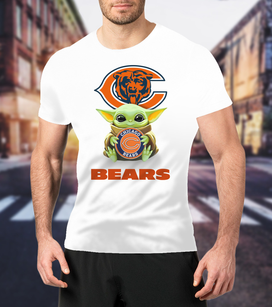 Star Wars Baby Yoda Hug Chicago Bears Bears T-Shirt
