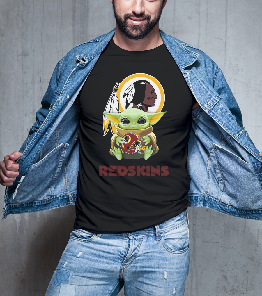 Grogu Hug Redskins Helmet Black T-Shirt