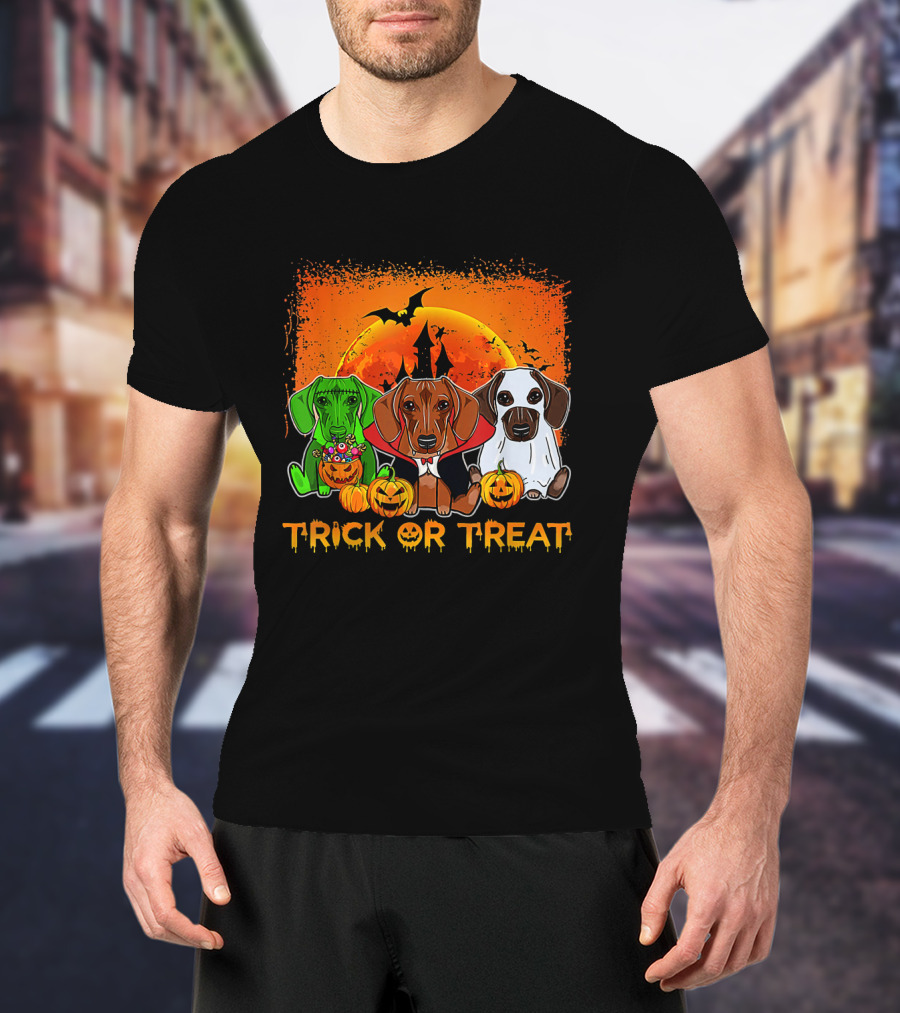 Trick Or Treat Halloween Dachshund Trio With Pumpkins And Spooky Orange Moon T-Shirt