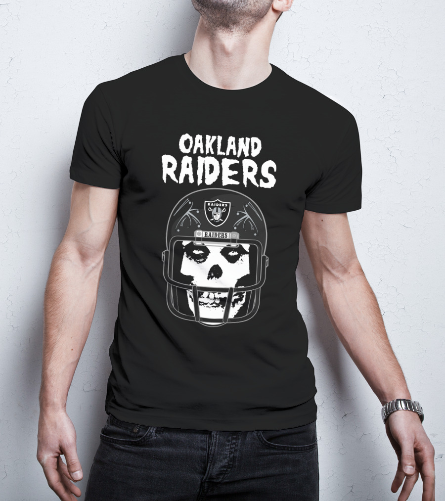 Oakland Raiders Skull Helmet T-Shirt