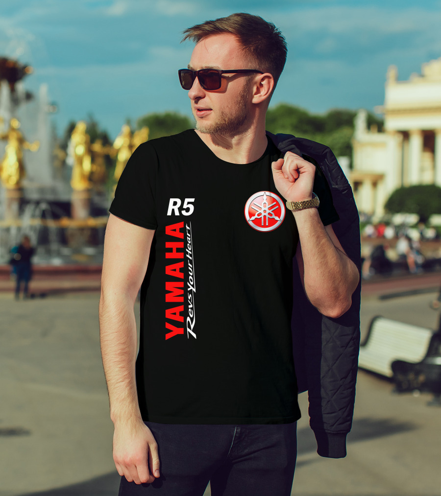Yamaha R5 Revs Your Heart T-Shirt