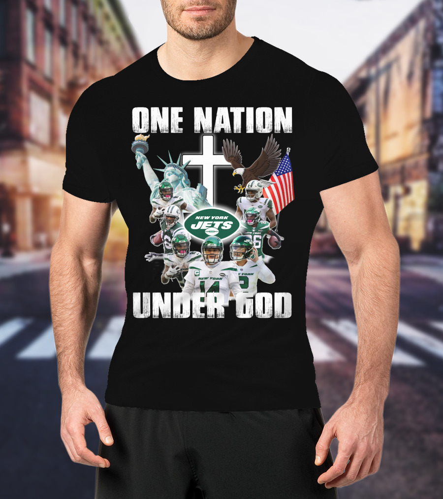 New York Jets One Nation Under God Statue Of Liberty Eagle Flag Football Players T-Shirt