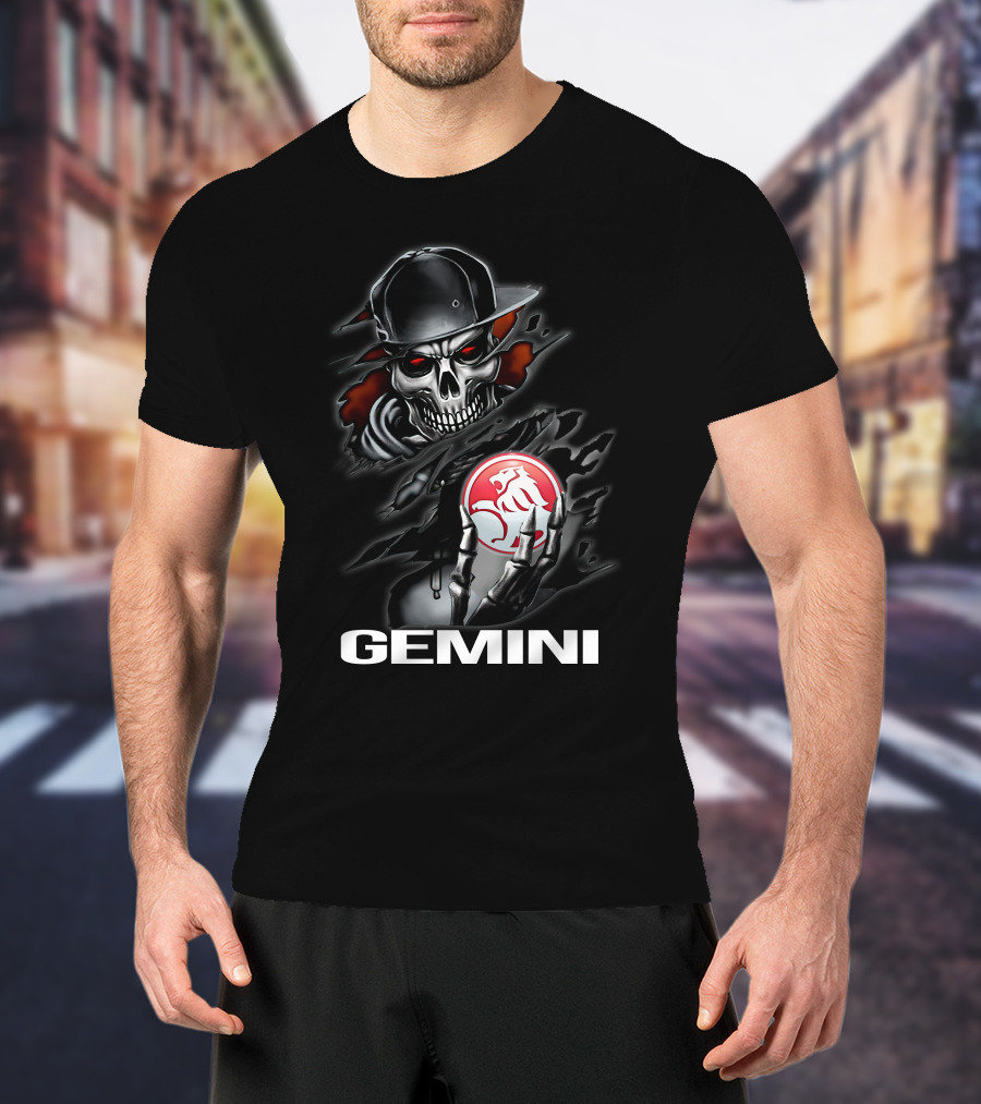 Gemini Skull Holding Red Holden Lion T-Shirt