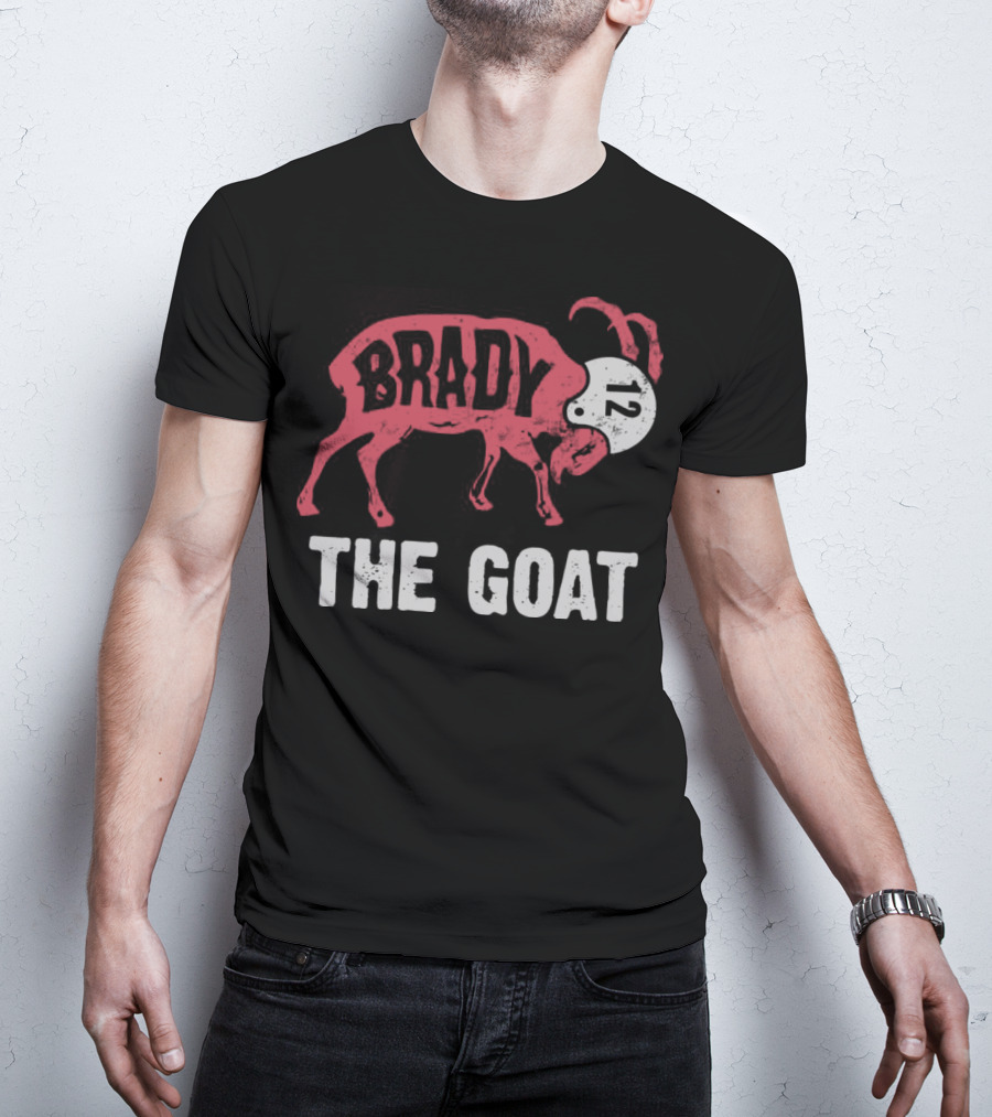Brady 12 The Goat Graphic With Number Helmet T-Shirt