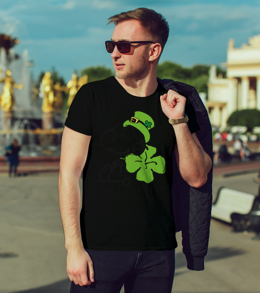 #Lucky Snoopy St. Patrick's Day Clover Hat Peanuts T-Shirt