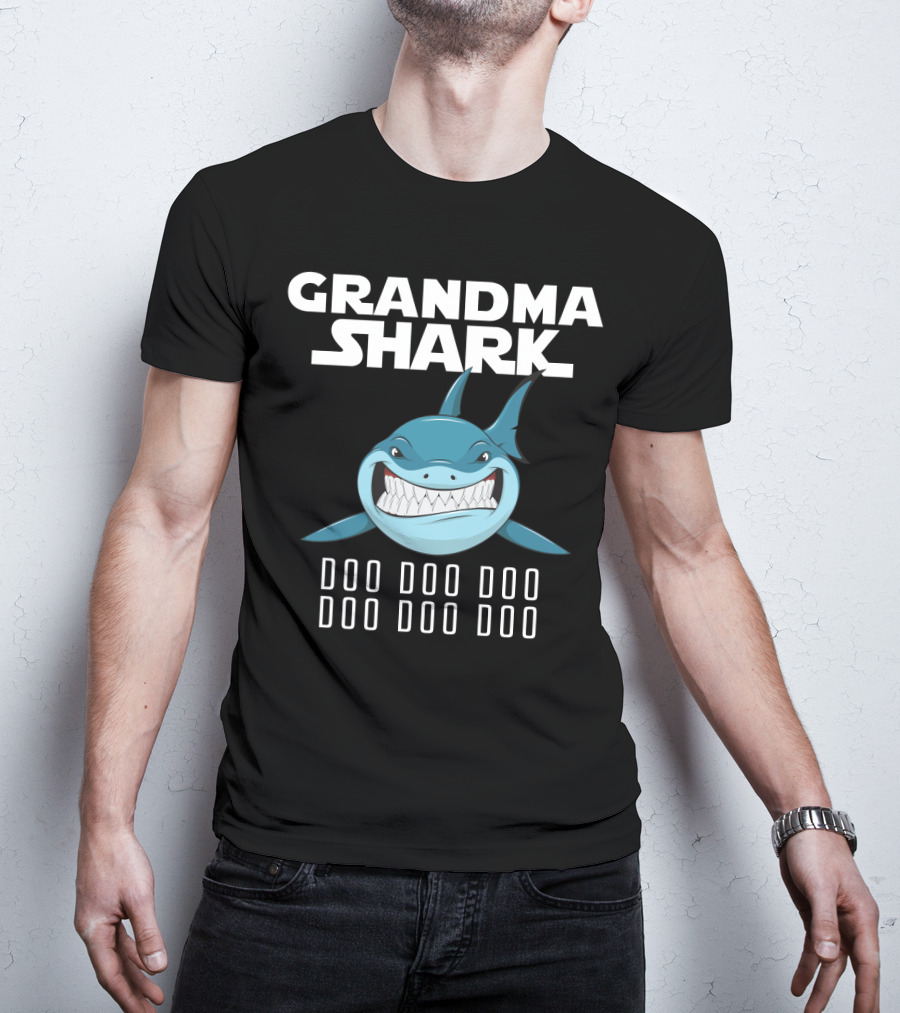 Grandma Shark Doo Doo Doo Baby Shark Parody Funny Grandma Gift T-Shirt