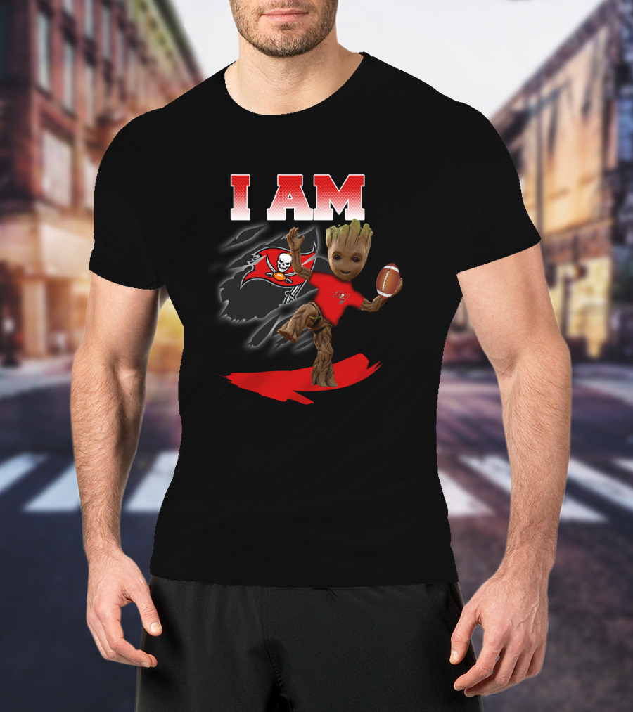 I Am Groot Tampa Bay Buccaneers Fan Holding Football T-Shirt