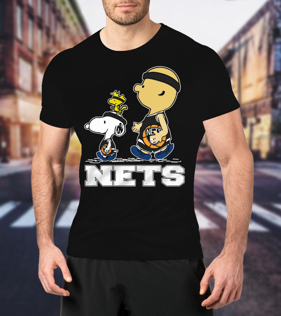 Snoopy And Woodstock Brooklyn Nets Basketball Fans T-Shirt