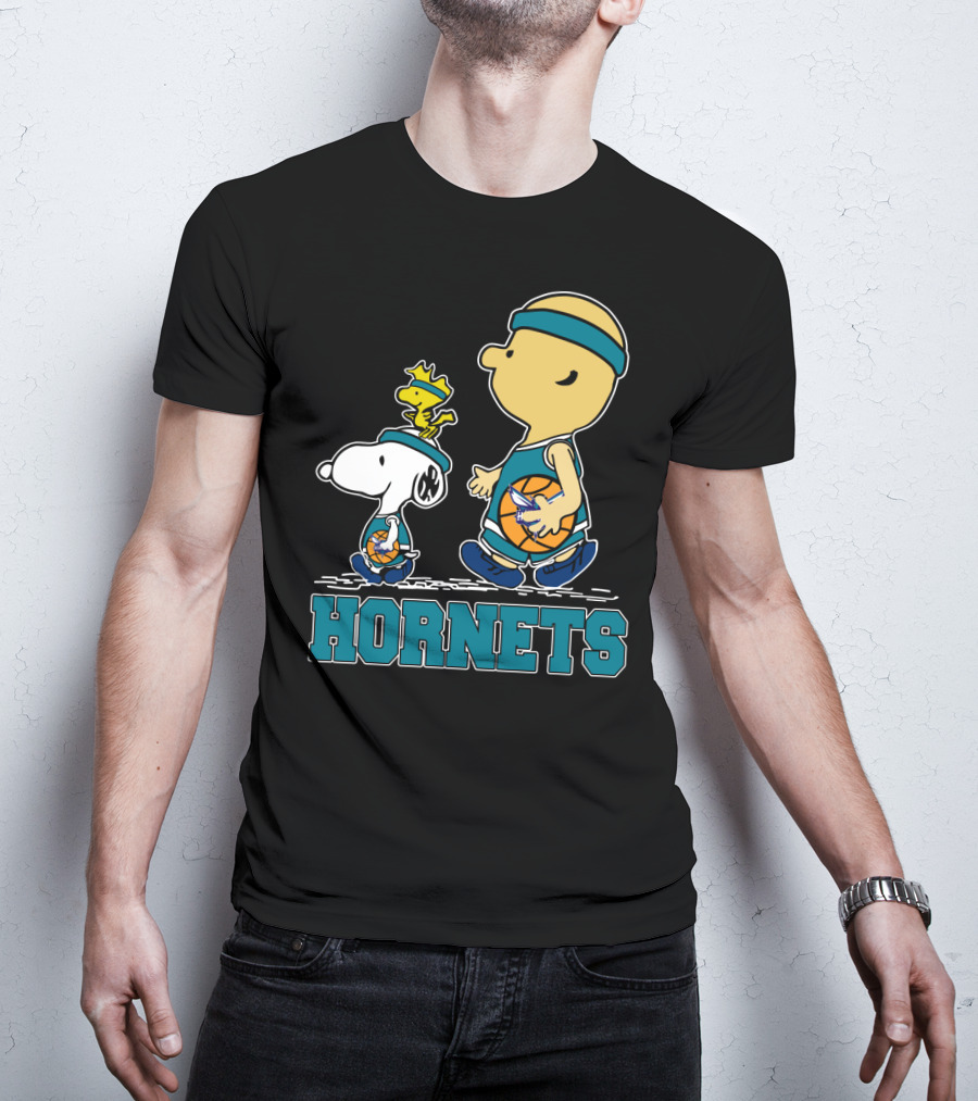 Snoopy Woodstock Basketball Hornets Fans T-Shirt