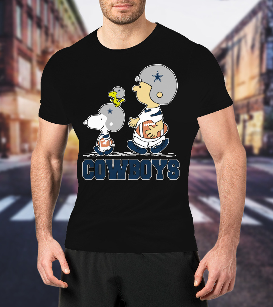 Snoopy Peanuts Dallas Cowboys Football Fans T-Shirt