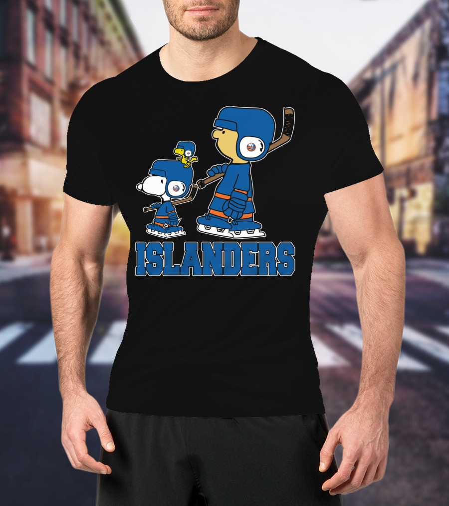 Snoopy And Woodstock Ice Hockey With Islanders Fans T-Shirt