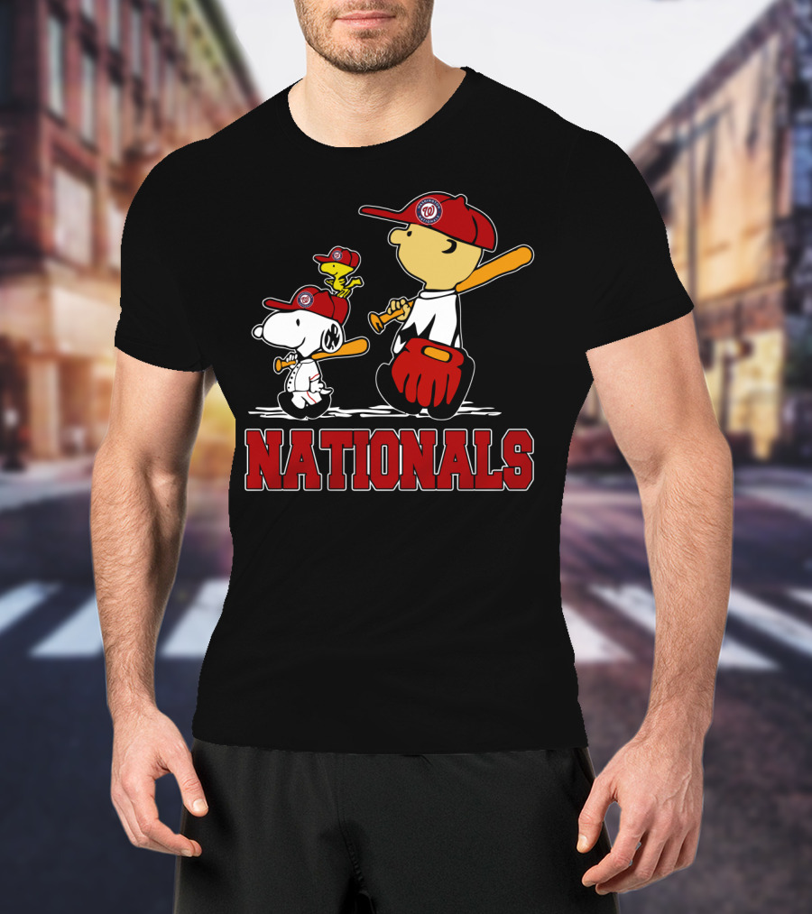 Snoopy And Peanuts Characters With Washington Nationals Baseball Fans T-Shirt