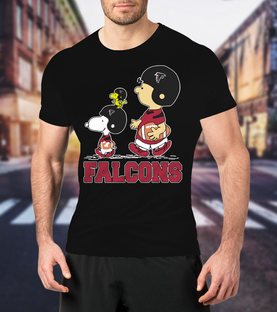 Snoopy And Peanuts Characters In Atlanta Falcons Football Gear T-Shirt