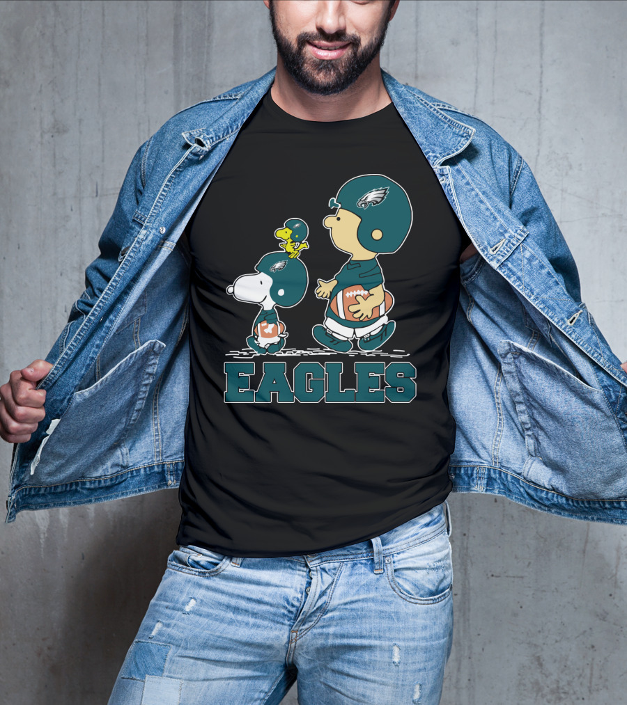 Snoopy And Woodstock Philadelphia Eagles Football Helmet Fans Eagles T-Shirt