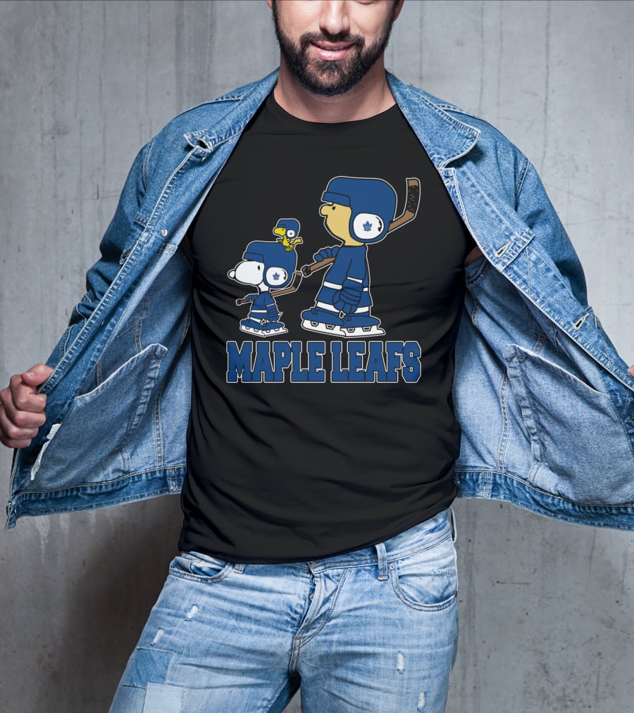 Snoopy And Woodstock With Toronto Maple Leafs Hockey Helmets And Ice Skates T-Shirt