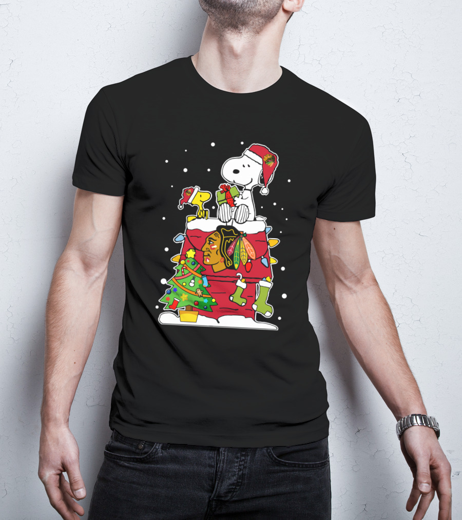 Chicago Blackhawks Snoopy Festive Christmas T-Shirt