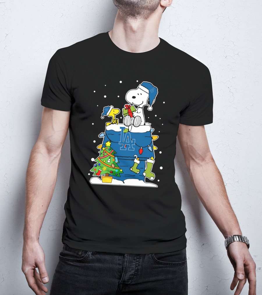 Los Angeles Dodgers Snoopy Christmas Peanuts Woodstock Holiday Winter Gift T-Shirt