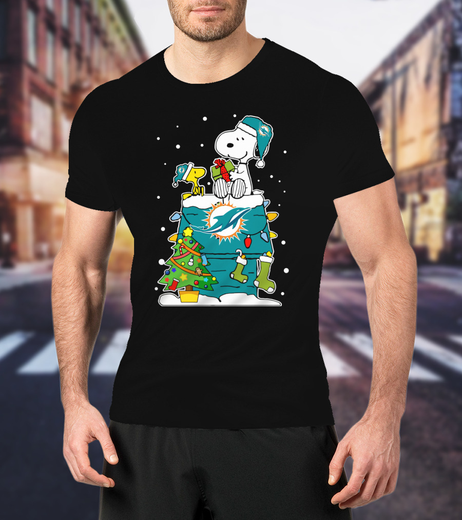 Miami Dolphins Snoopy Christmas Peanuts Fan Collection T-Shirt