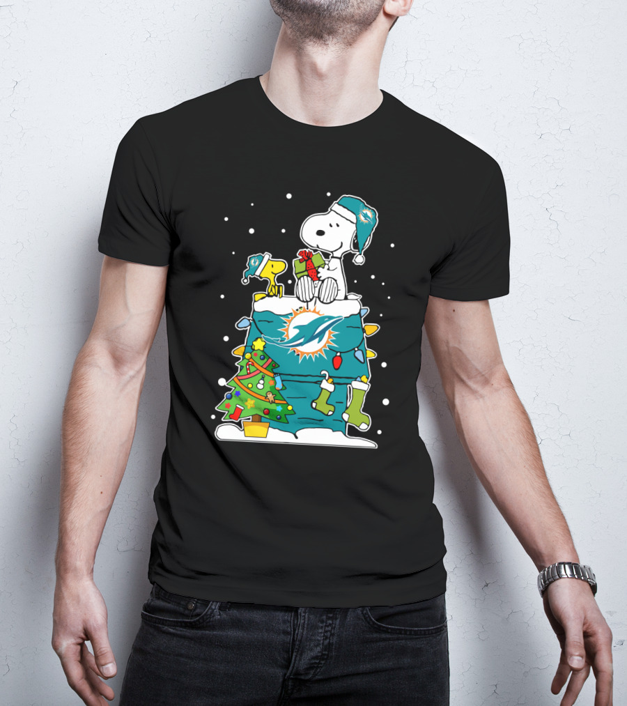 Miami Dolphins Snoopy Christmas Peanuts Fan Collection T-Shirt