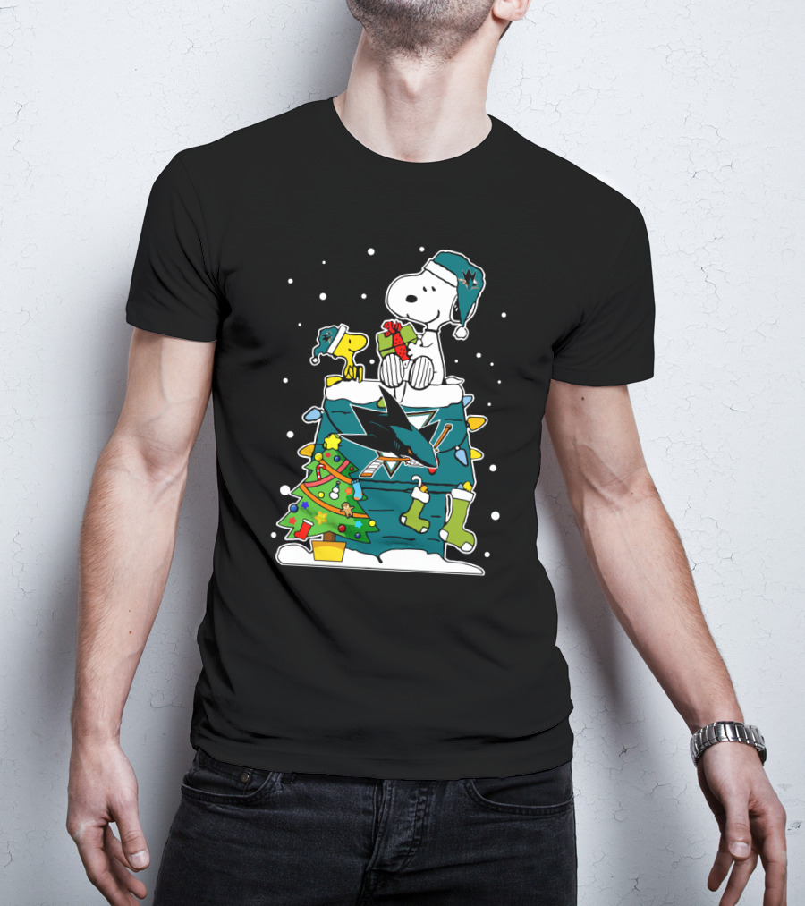 San Jose Sharks Christmas Snoopy For Peanuts Fans T-Shirt