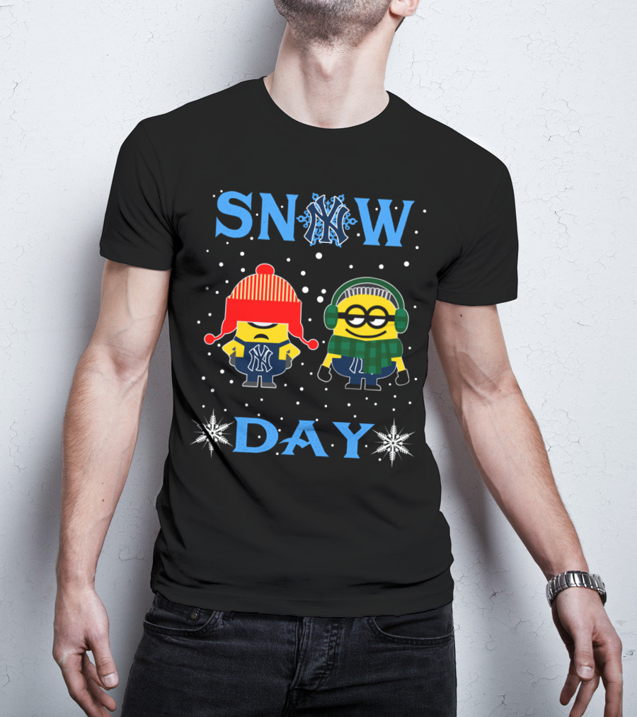 Snow Day New York Yankees Minions Fans T-Shirt