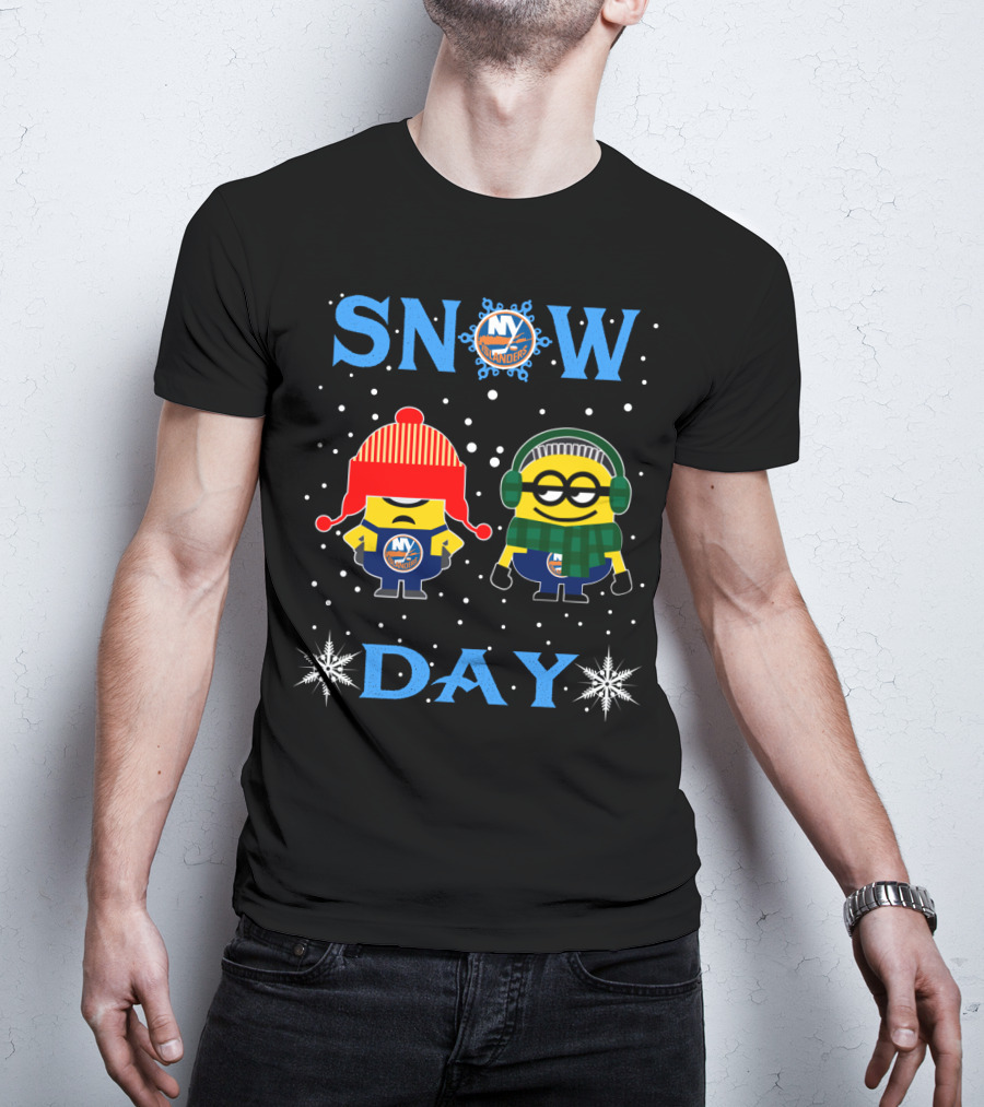 New York Islanders Snow Day With Minions Wearing Winter Hats And Scarves T-Shirt