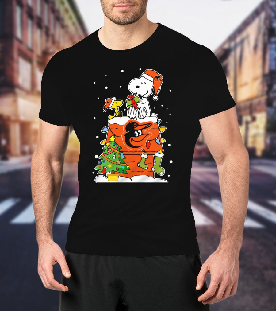 Baltimore Orioles Snoopy Christmas Doghouse Scene T-Shirt