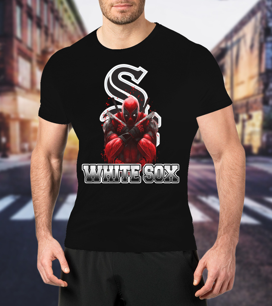 Chicago White Sox Deadpool Crossover Logo Fan T-Shirt