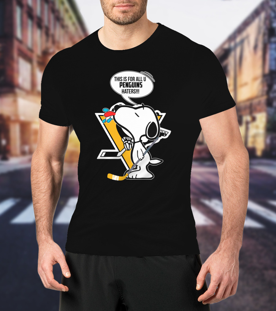 Snoopy Pittsburgh Penguins Hockey Speech Bubble Fan T-Shirt