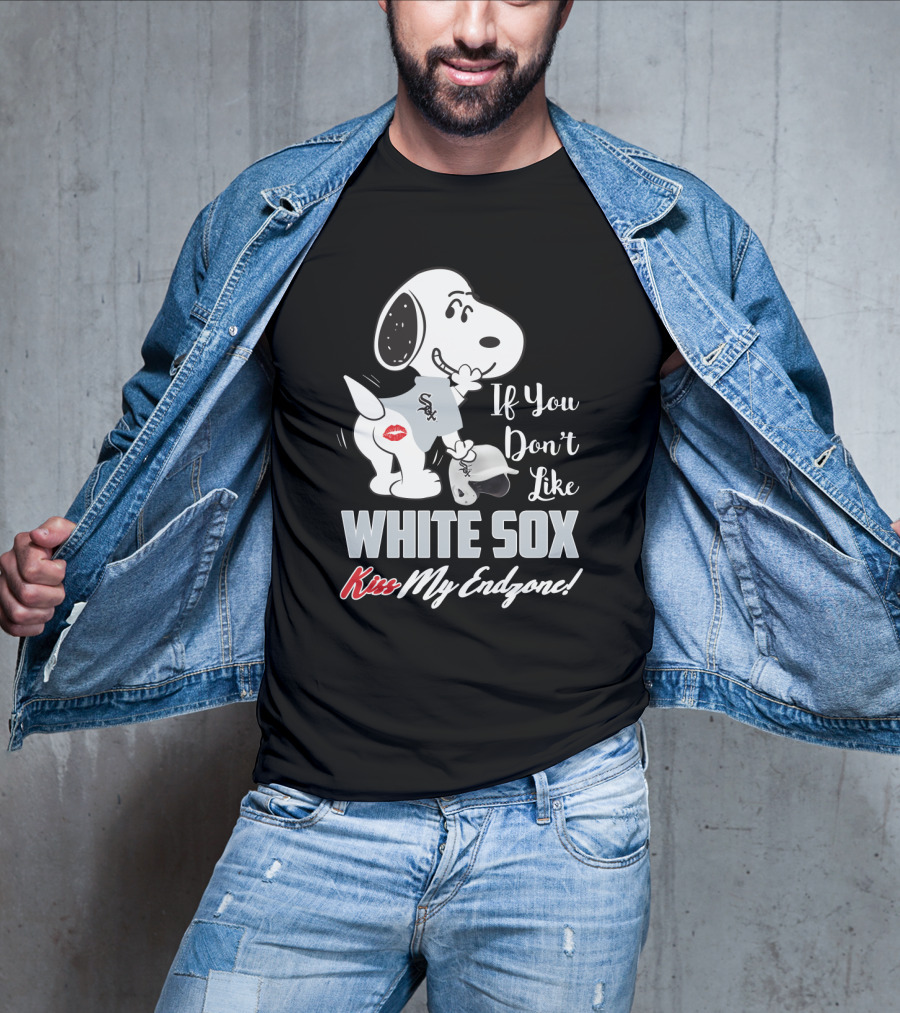 Snoopy If You Don't Like White Sox Kiss My Endzone T-Shirt