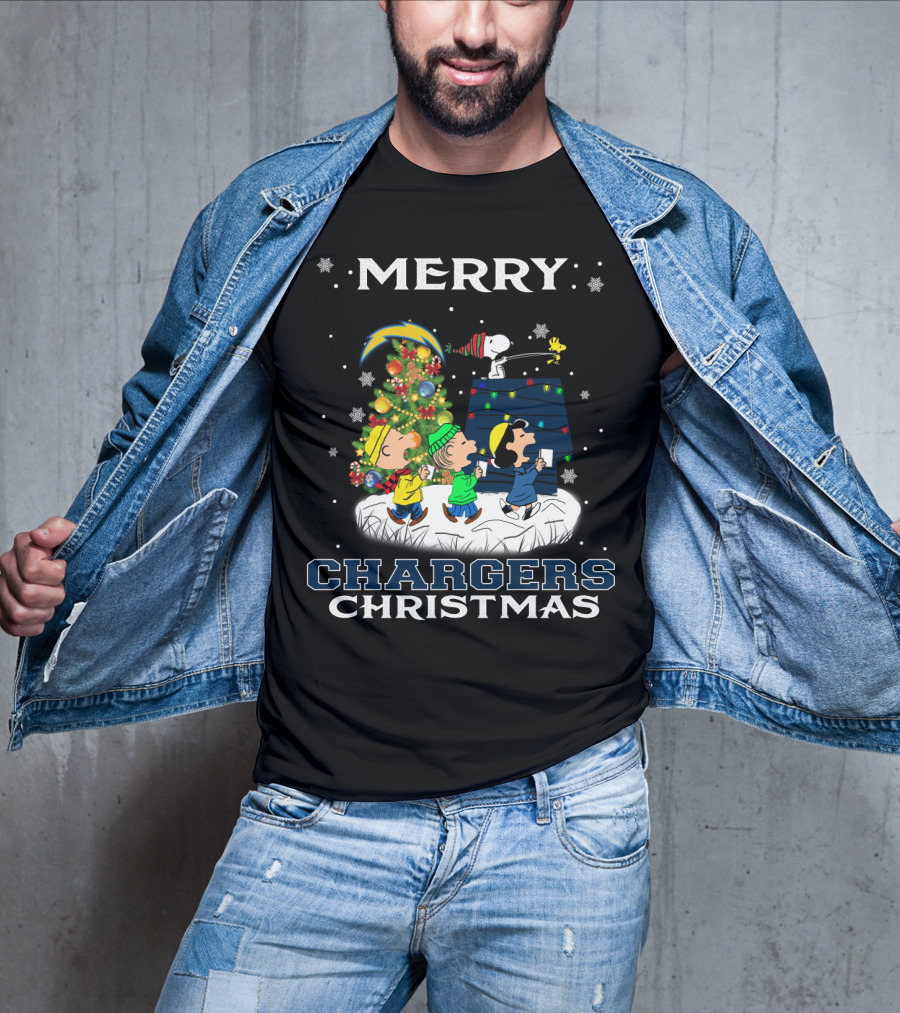 Merry Chargers Christmas Snoopy Peanuts Tree T-Shirt