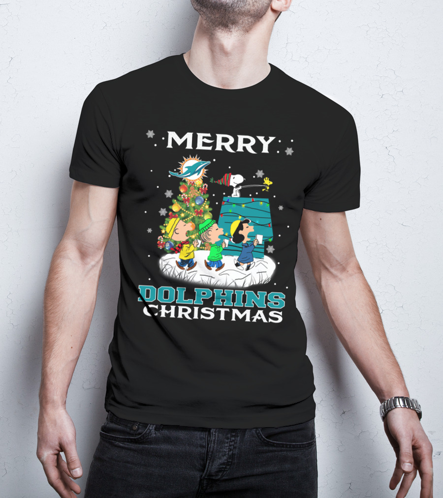 Merry Miami Dolphins Christmas With Snoopy And Woodstock Holiday Scene T-Shirt