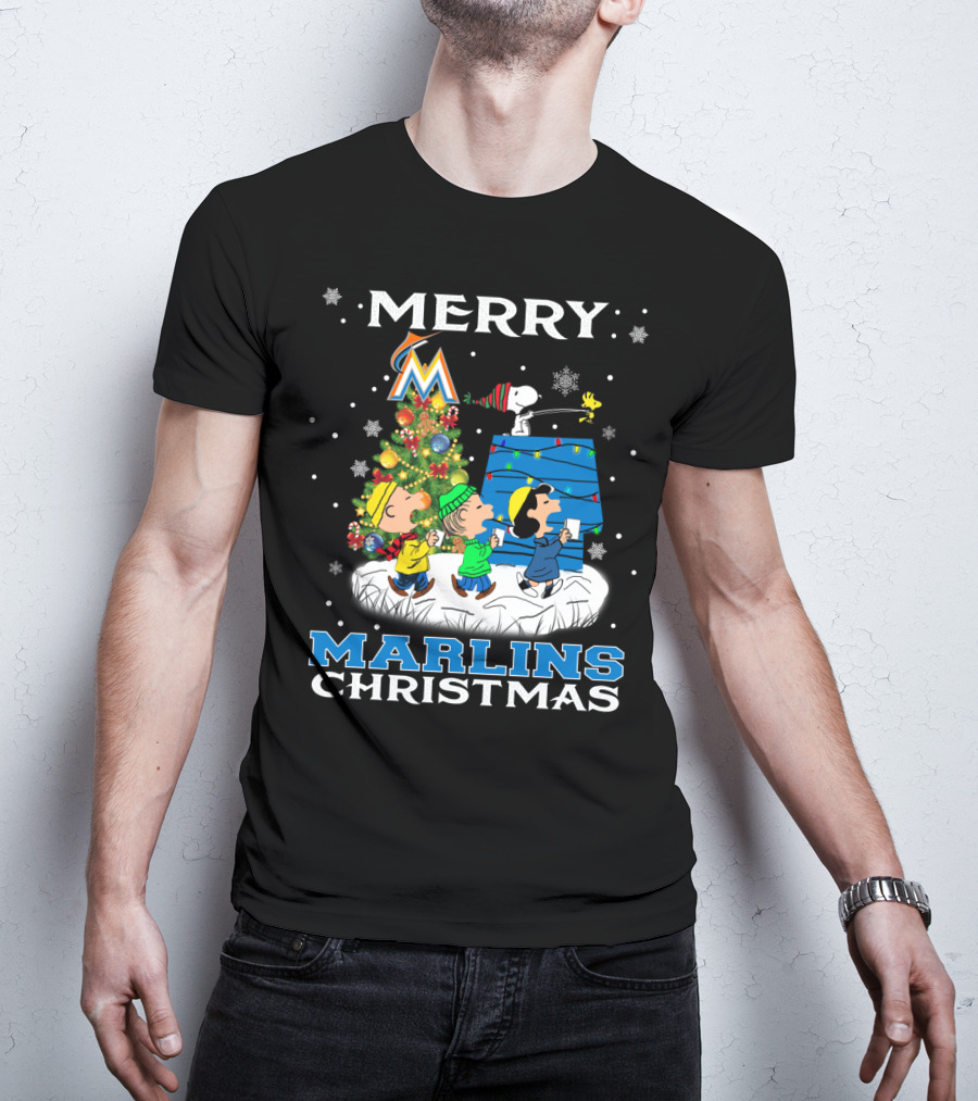 Merry Miami Marlins Christmas Featuring Peanuts Snoopy Woodstock Caroling T-Shirt