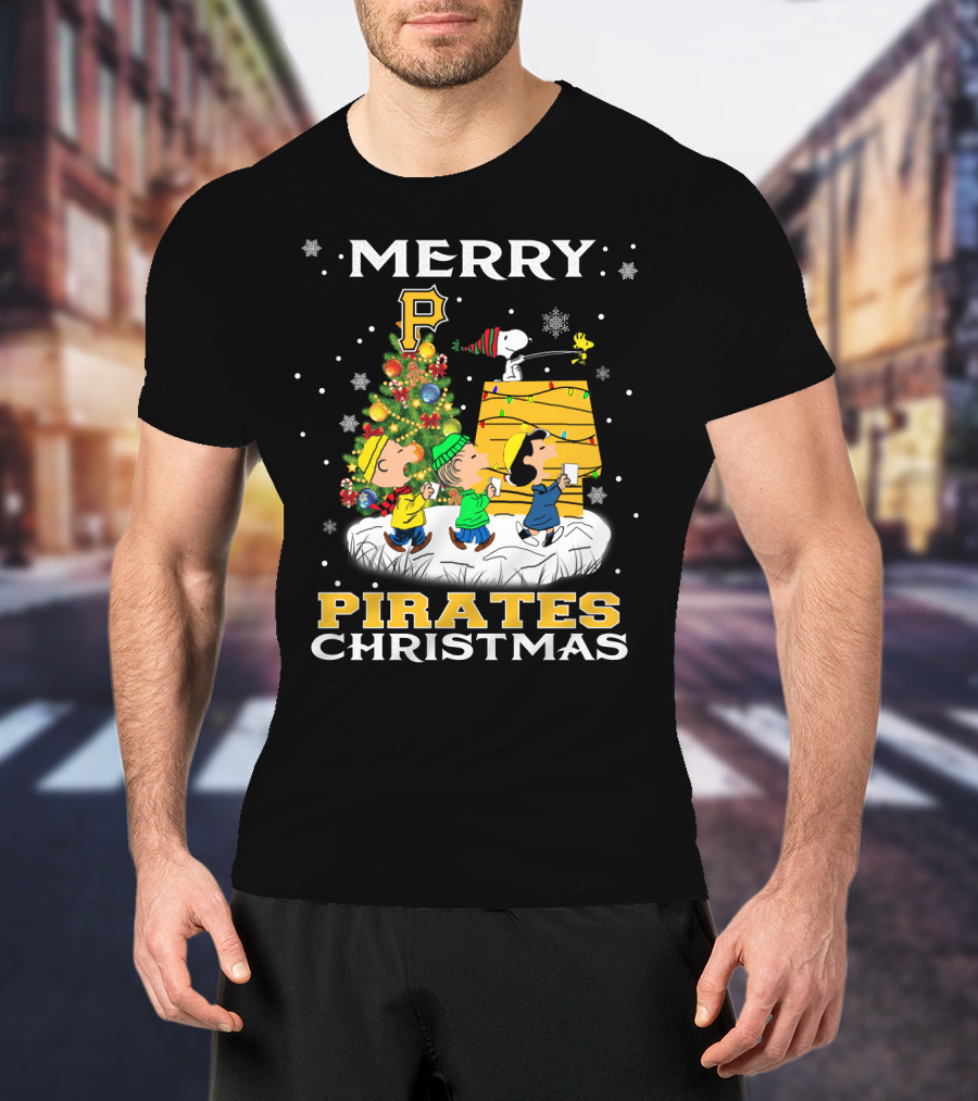 Merry Pittsburgh Pirates Christmas With Snoopy And Peanuts Characters T-Shirt