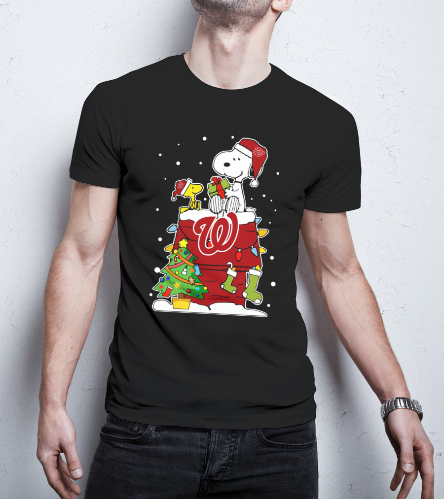 Washington Nationals Snoopy Christmas Gift T-Shirt