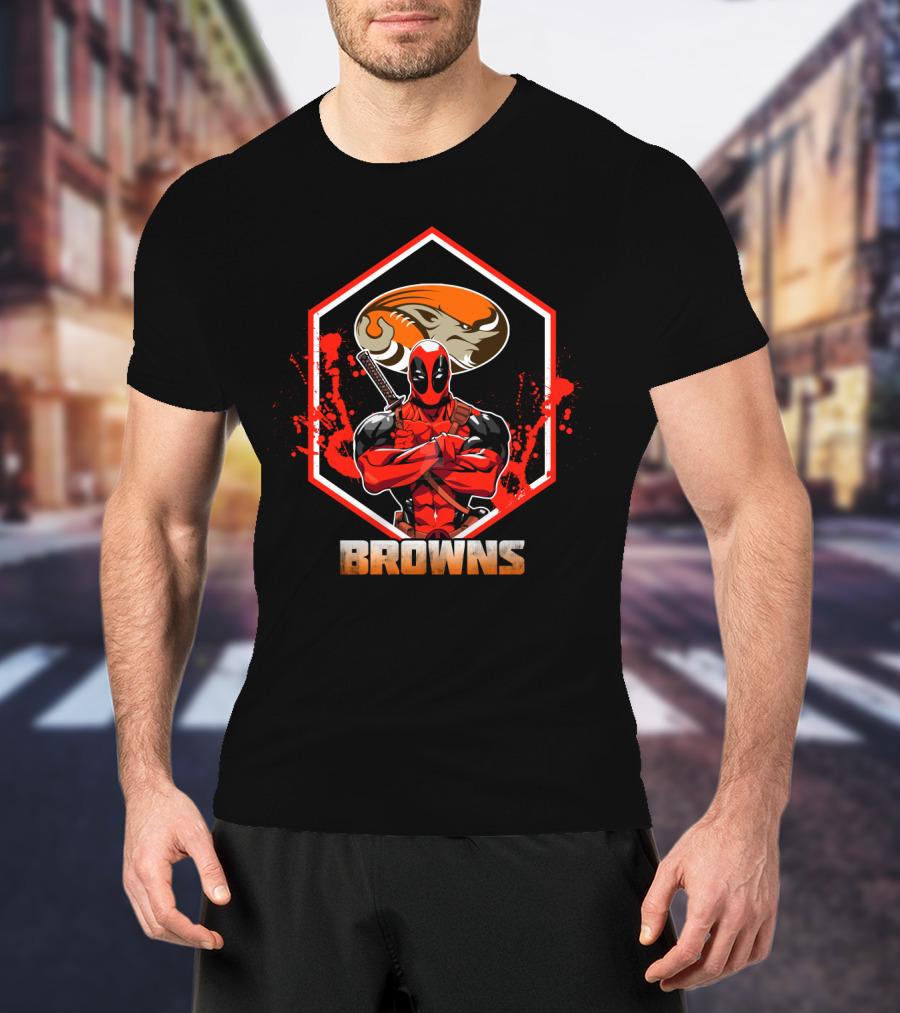 Deadpool Crossover With Cleveland Browns Football Fans T-Shirt