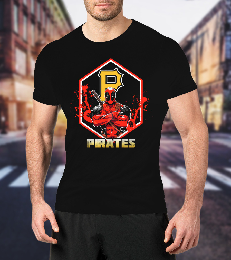 Deadpool Crossover With Pittsburgh Pirates Logo Fans T-Shirt