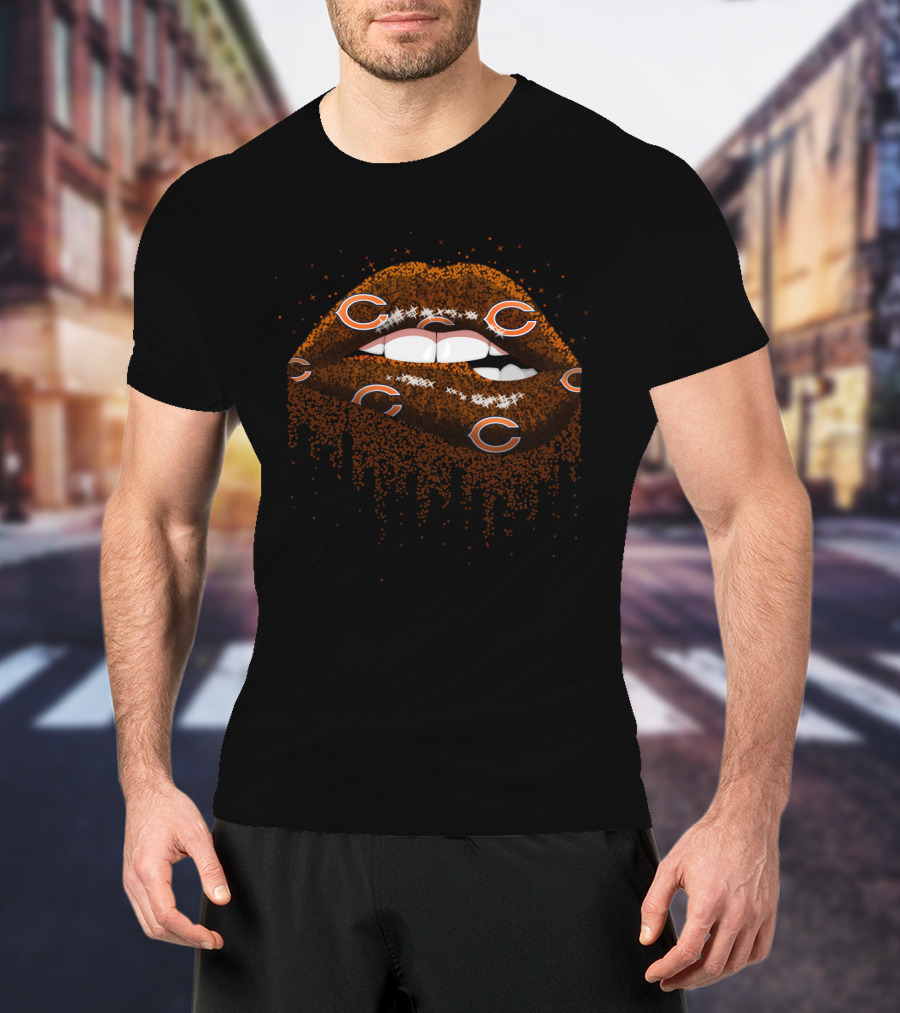 Glittery Chicago Bears Logo Lips For Passionate Fans T-Shirt