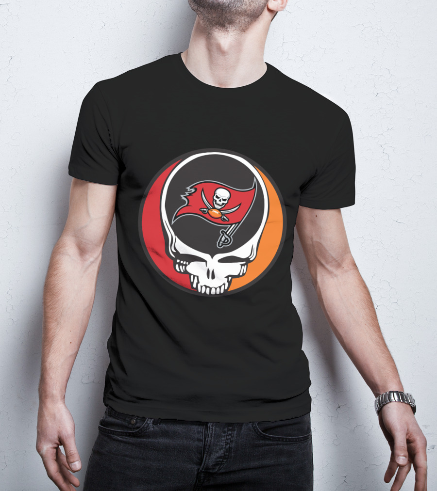 Grateful Dead Skull With Tampa Bay Buccaneers Flag T-Shirt