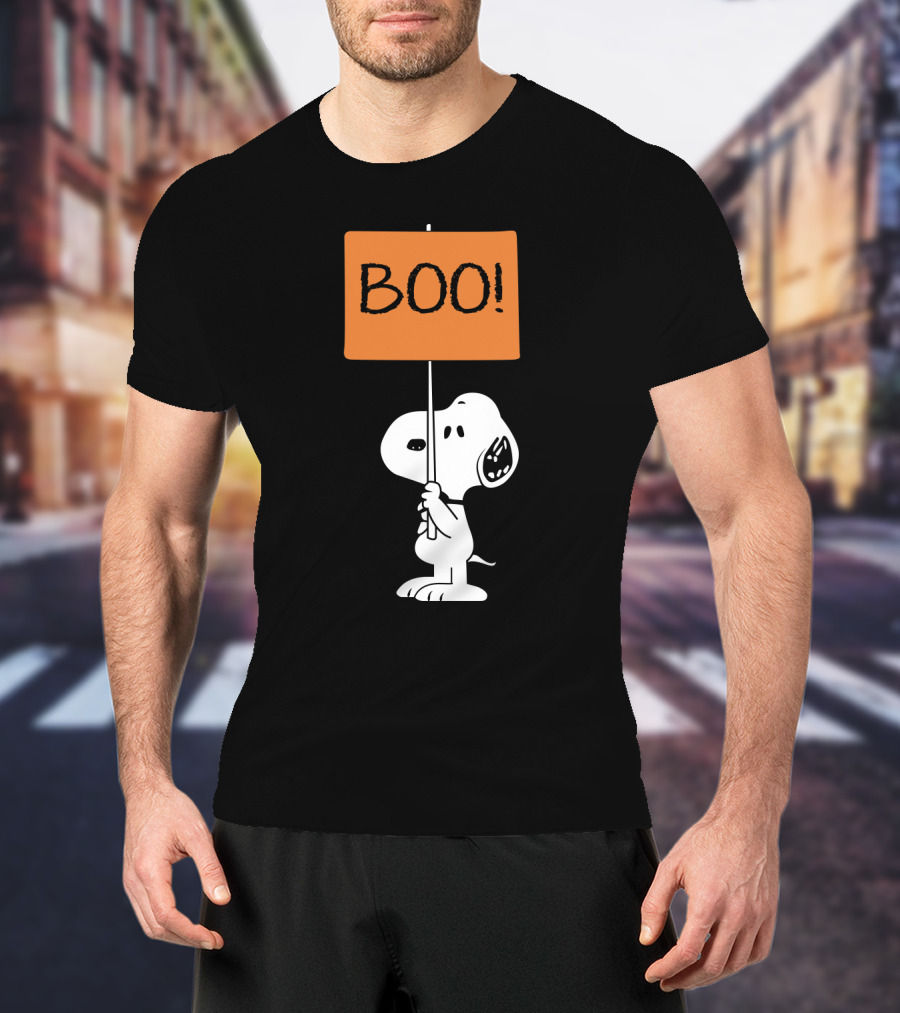 Peanuts Halloween Snoopy Holding Boo Sign T-Shirt
