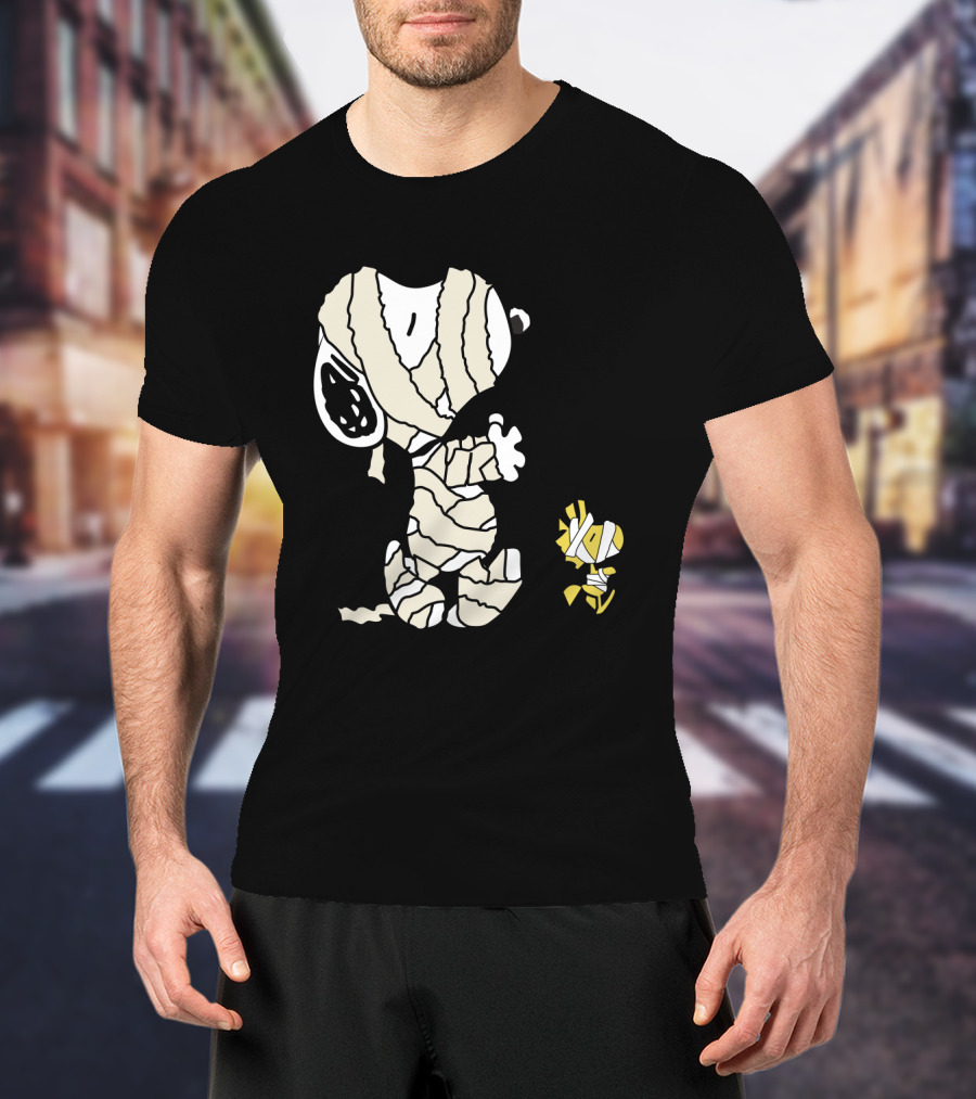 Peanuts Snoopy Mummy Wrapped Woodstock Halloween T-Shirt