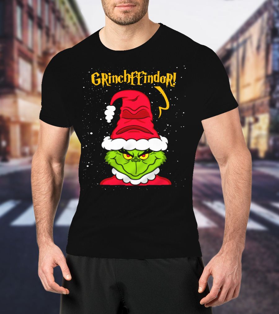 Grinche FFindor Grinch Santa Hat Snowflakes Christmas T-Shirt