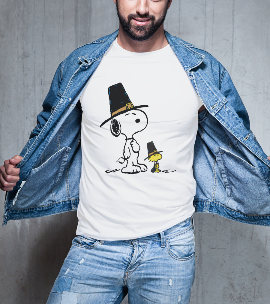 Peanuts Funny Snoopy Woodstock Thanksgiving Pilgrim Hat T-Shirt